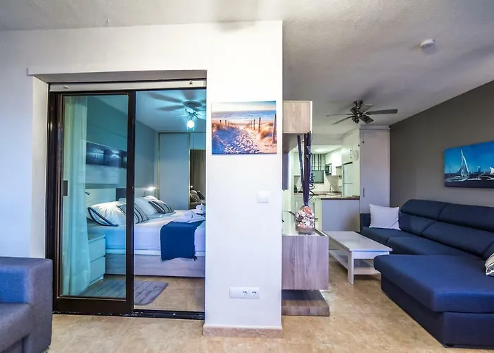 Trisol Seaviews Бенидорм