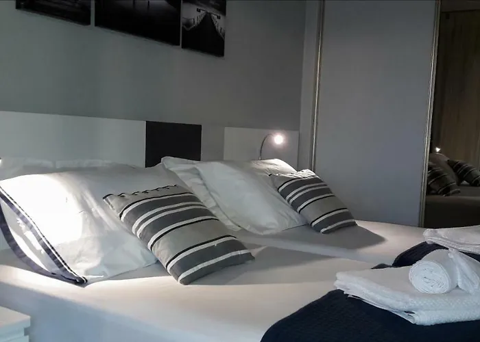 Trisol Seaviews Apartment *